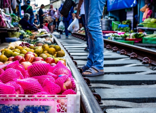 メークロン線路市場